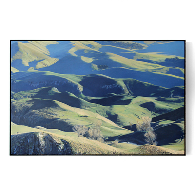 Scenic realism Oil on Linen painting of Te Mata Peak by Landscape artist Freeman White on show at Boyd-Dunlop Gallery in Hawke's Bay Napier